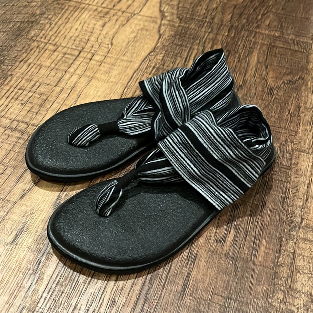 Sanuk Yoga Mat Striped Sling Flip Flop Thong Sandals Shoes Womens size 5 - Picture 2 of 6